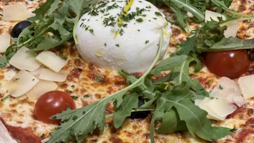 &#x1F3A5;&#x20;Formule&#x20;Cin&#x00E9;&#x20;&#x3A;&#x20;D&#x00EE;ner&#x20;et&#x20;Cin&#x00E9;ma&#x20;&#x00E0;&#x20;La&#x20;Pizza&#x20;d&#x2019;en&#x20;face&#x20;pour&#x20;seulement&#x20;22,90&#x20AC;